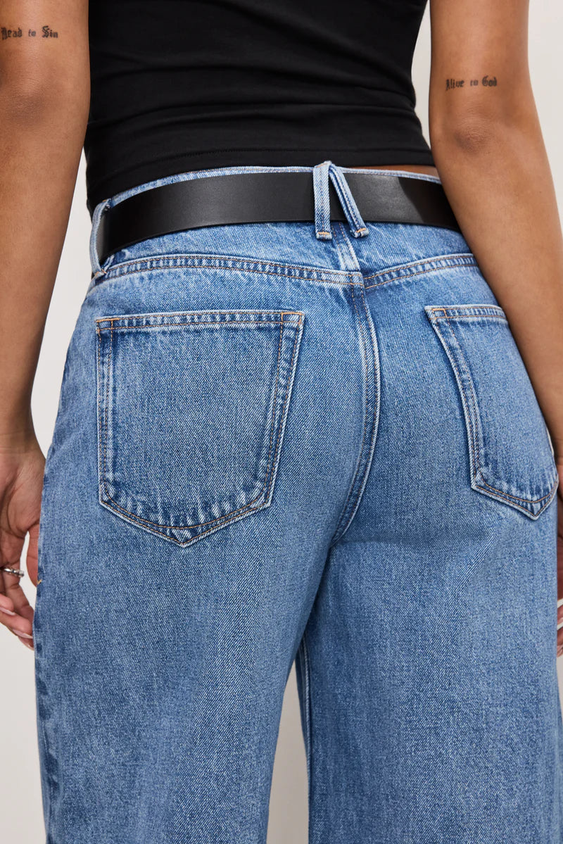 Good American GOOD STANDARD BAGGY JEANS INDIGO893