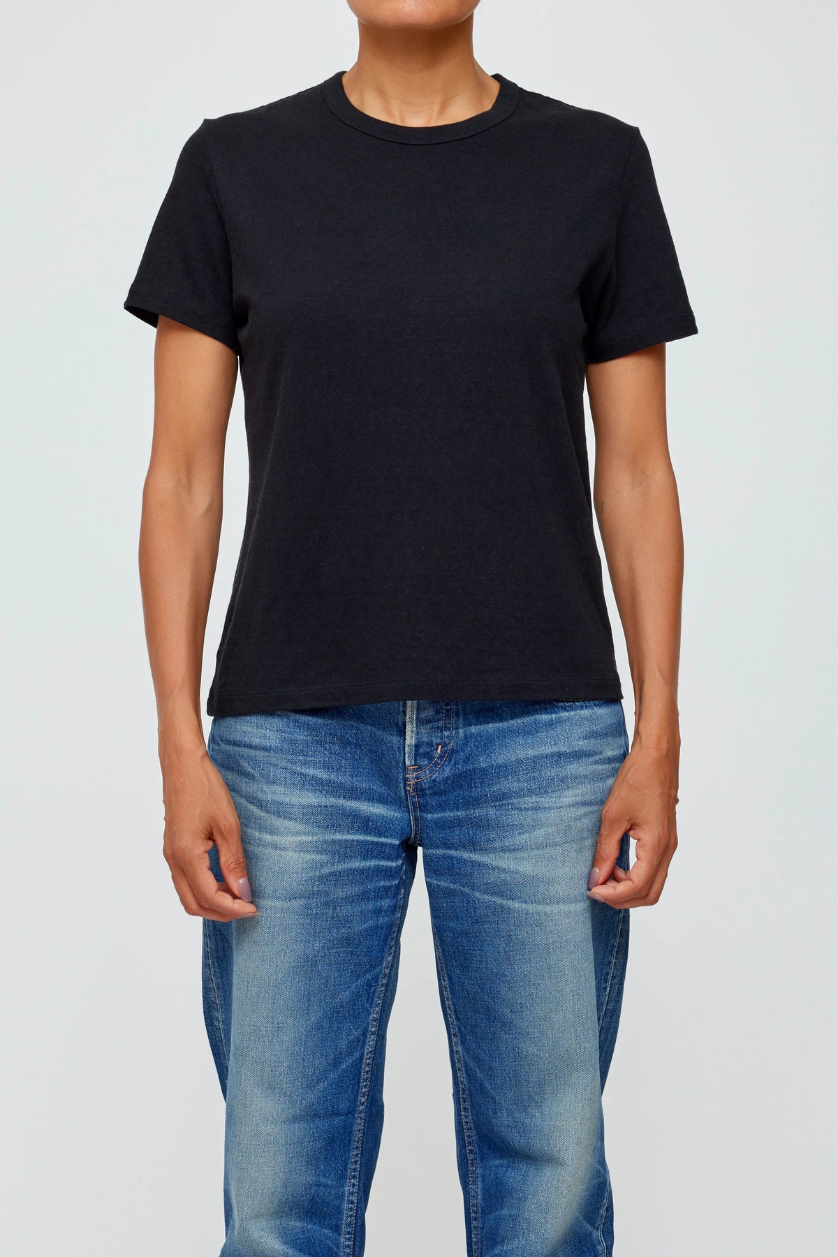 MOUSSY VINTAGE BASIC TEE - Black