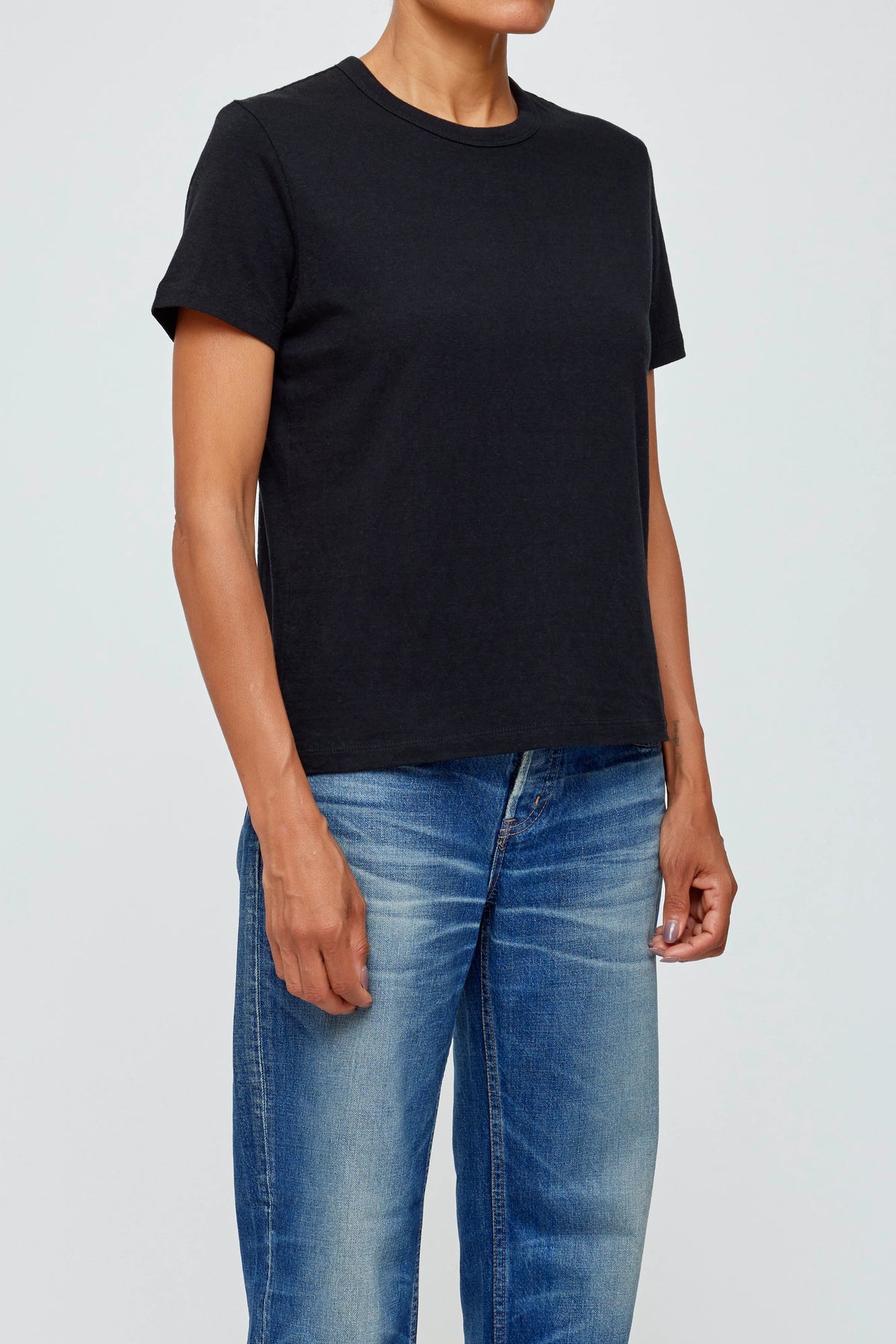 MOUSSY VINTAGE BASIC TEE - Black
