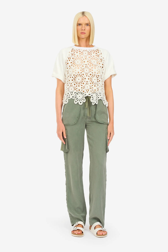 Le Superbe BREEZY FLOWER PULLOVER