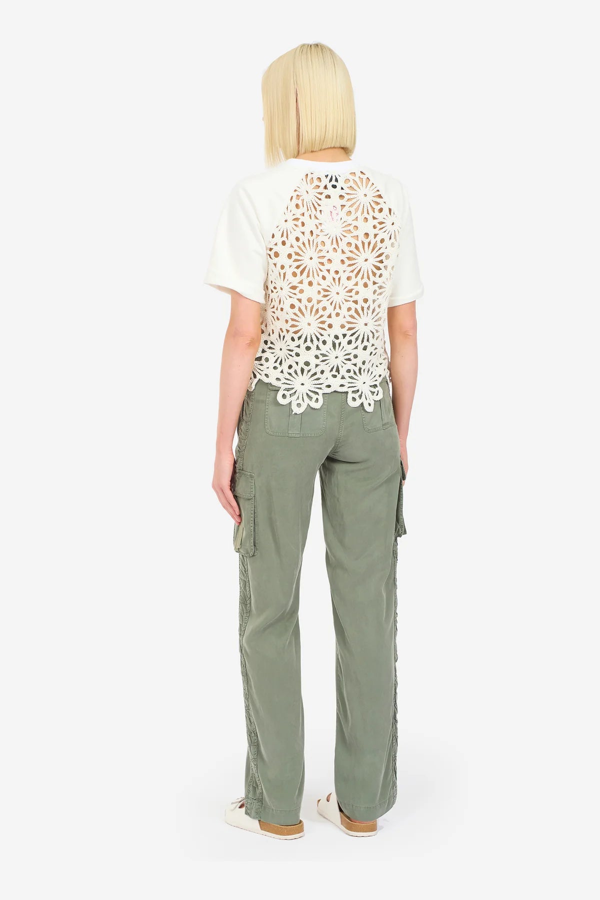 Le Superbe BREEZY FLOWER PULLOVER