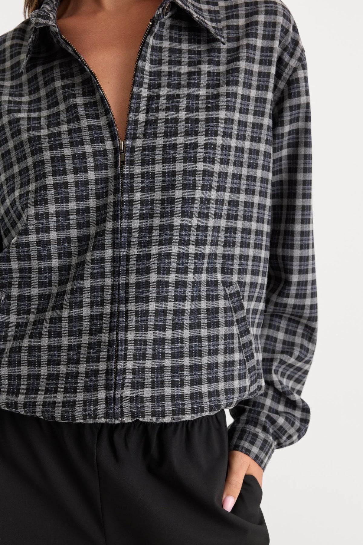 Good American The Lightweight Bomber Jacket Charcoal plaid