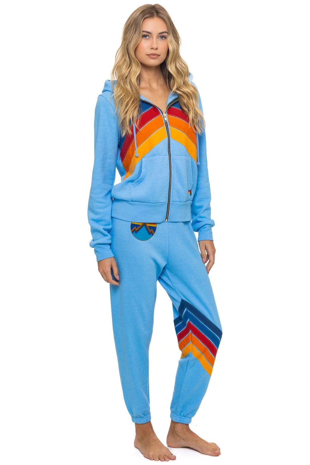 Aviator Nation ALL SEASONS CIRCLE CHEVRON SWEATPANTS - SKY
