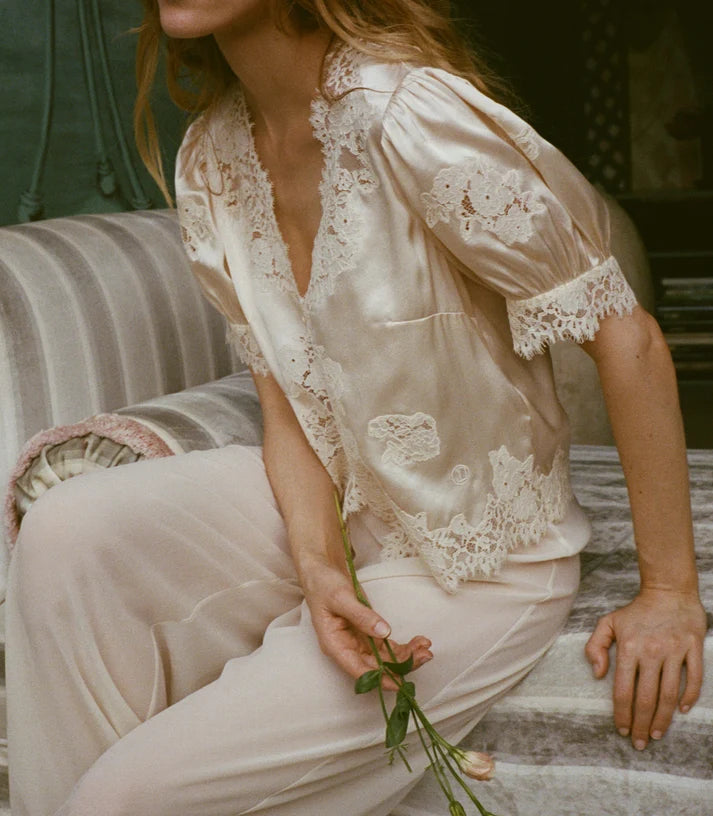 Doen IDELLA SILK SATIN TOP IN CANDLELIGHT