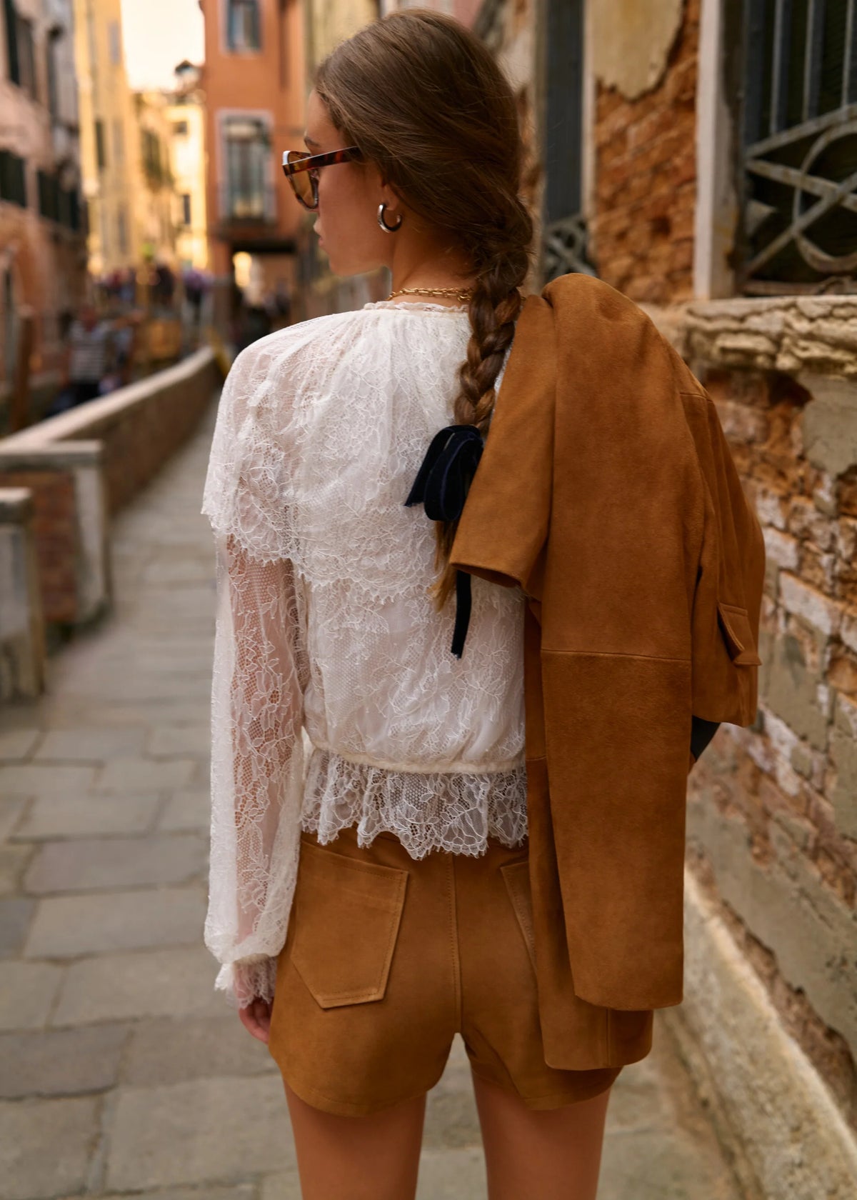 Cami Nyc VITORIA LACE BLOUSE MACADAMIA