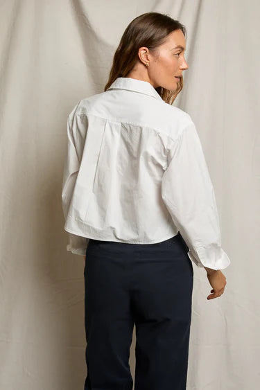 Perfectwhitetee naomi poplin long sleeve cropped button up Navy